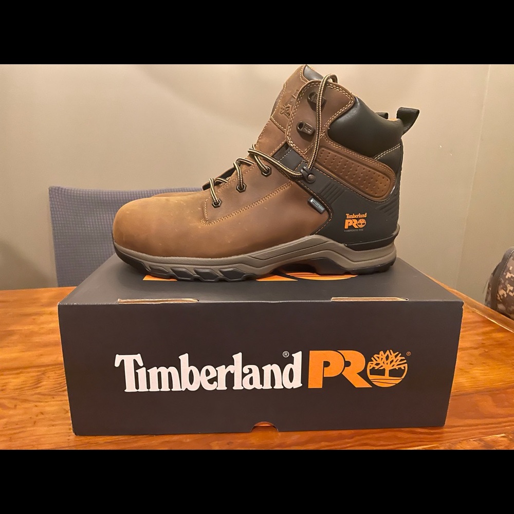 Men’s Steel toe work boots!